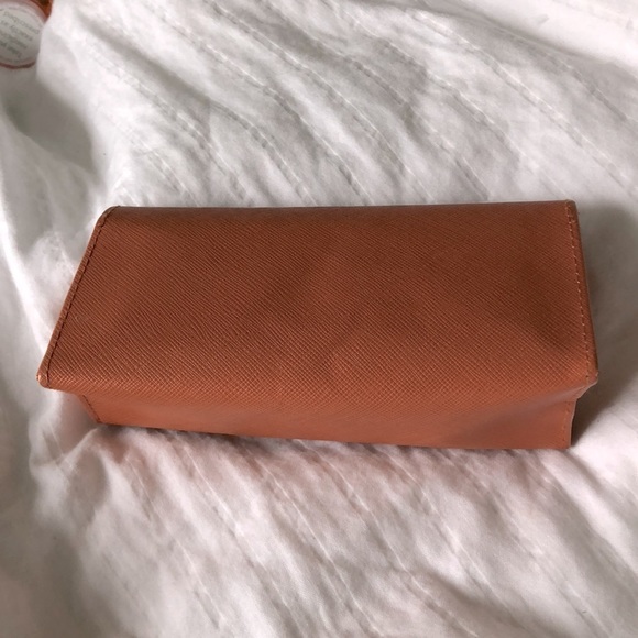 Tory Burch Sunglasses with original case - Picture 7 of 7